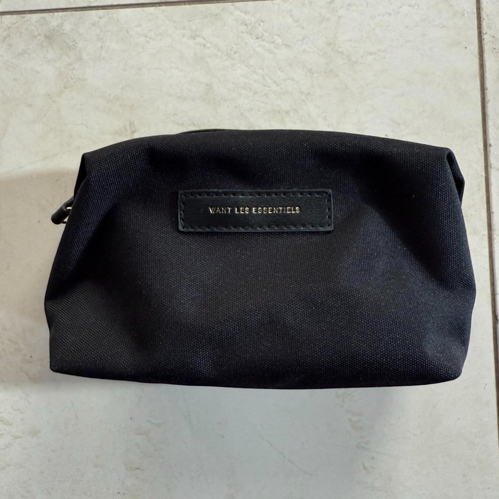Want Les Essentiels Black Travel Toiletry Bag Dopp Kit Organizer Pouch